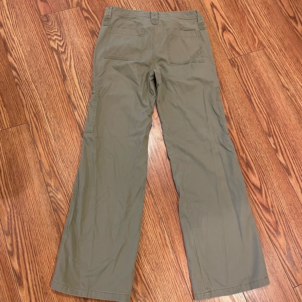 Pants used in good condition approx inseam 11” long  approx31”